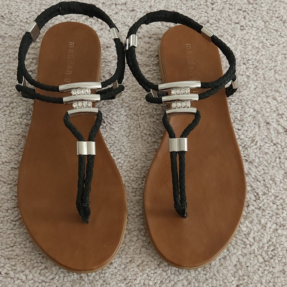 Black and Brown Madden Girl Sandals. 7.5